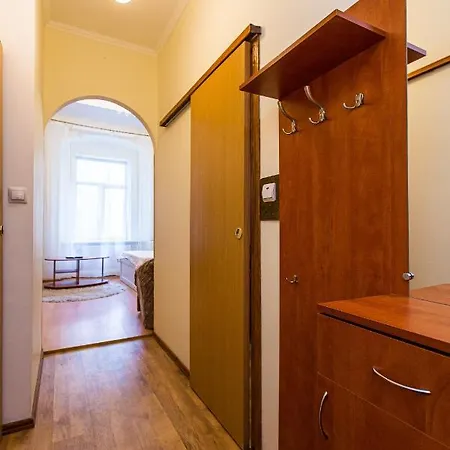 Apartamento біля дзиги сучасна на вулиці вірменській 35 *