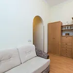 на вірменській 35