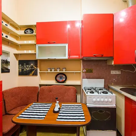 біля дзиги сучасна на вулиці вірменській 35 Lviv