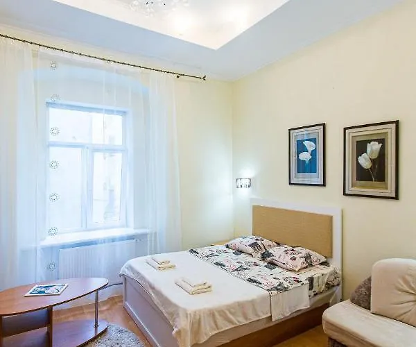 біля дзиги сучасна на вулиці вірменській 35 * リヴィウ