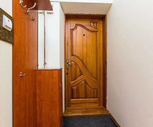 біля дзиги сучасна на вулиці вірменській 35 アパート リヴィウ