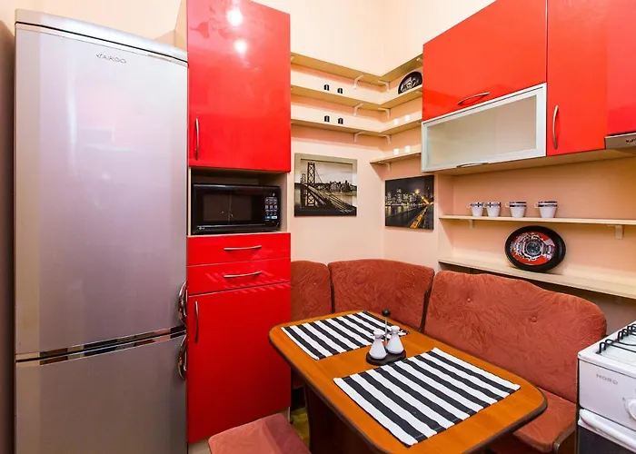 アパート біля дзиги сучасна на вулиці вірменській 35