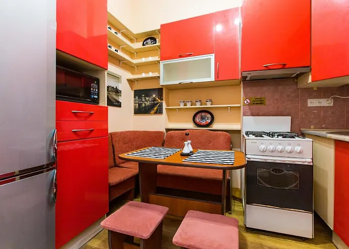 біля дзиги сучасна на вулиці вірменській 35