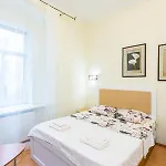 біля дзиги сучасна на вулиці вірменській 35 Lviv